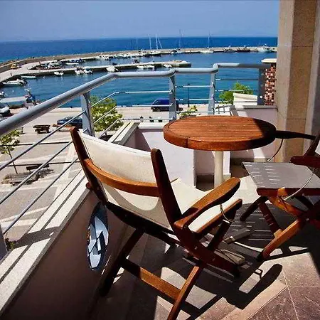 Hotell Thea Sto Galazio