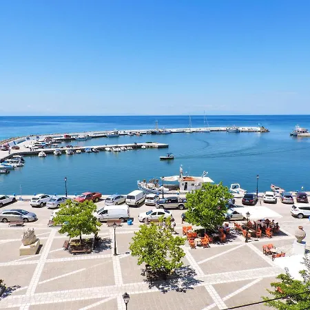 Thea Sto Galazio 3* Νέα Σκιώνη