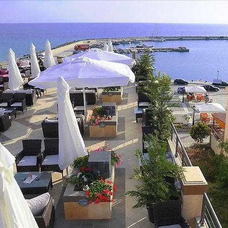 Thea Sto Galazio 3* Nea Skioni